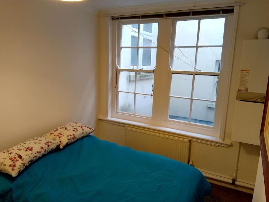 Apartment Lovely 1-bedroom Flat Within Minutes From The Beach!